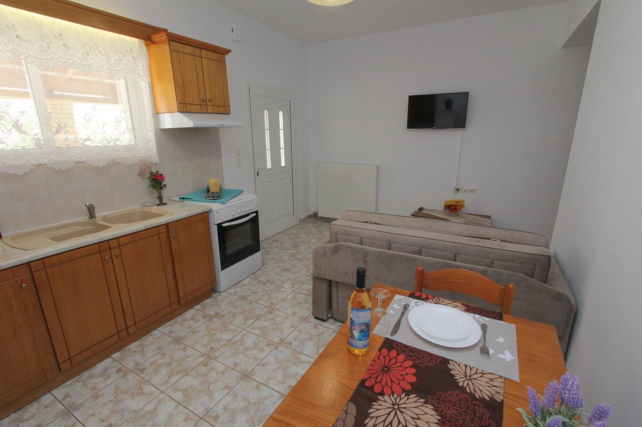 Apartment Seablue Tragaki